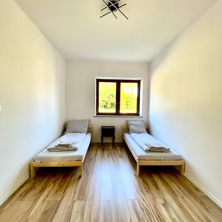 Hotel Dom-blizniak Zukowo Blisko Kaszub 3*